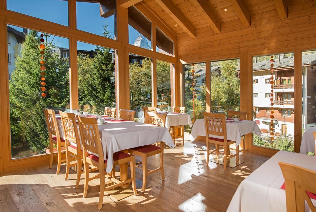 Hotel Dufour Chalet - Adults Only Zermatt Eksteriør billede